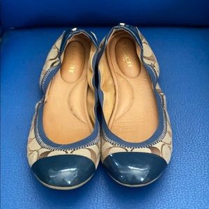 Coach flats